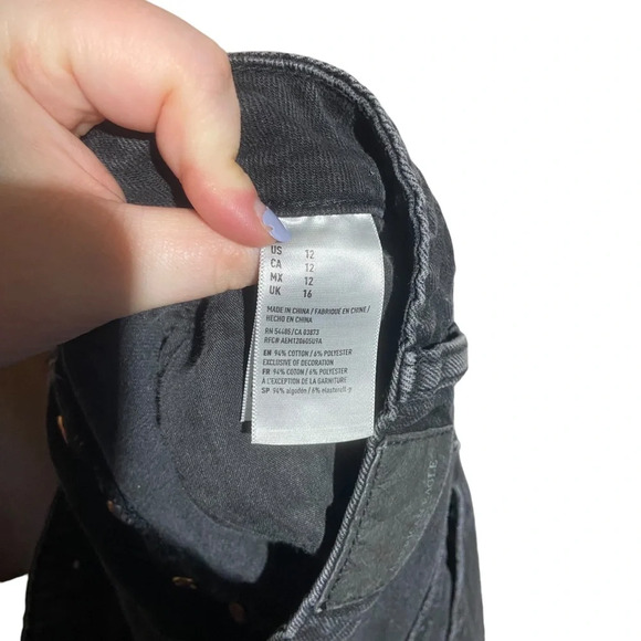 American Eagle Black High Rise Buttom Up Distressed Mini Skirt Size 12 - Picture 7 of 8